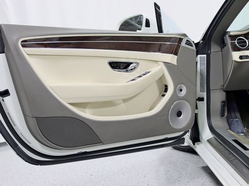 Used 2020 Bentley Continental GT image 37