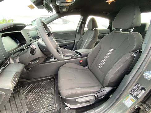 Certified 2026 Hyundai Elantra Sport FWD image 23
