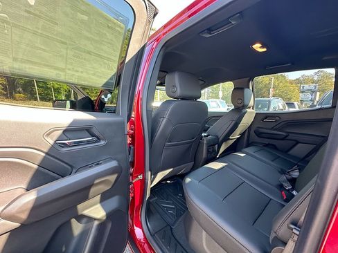 New 2026 GMC Canyon Elevation w/ Convenience Package image 17