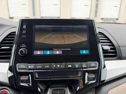 Used 2019 Honda Odyssey EX image 14