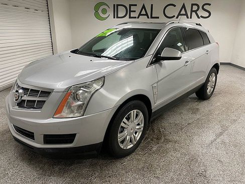 Used 2010 Cadillac SRX Luxury image 1