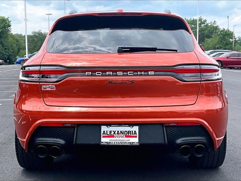 Used 2022 Porsche Macan S AWD/4WD image 4