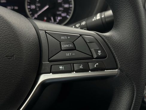 Used 2024 Nissan Sentra SV image 25