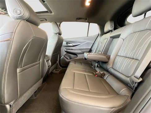 New 2026 Buick Envista Avenir image 17