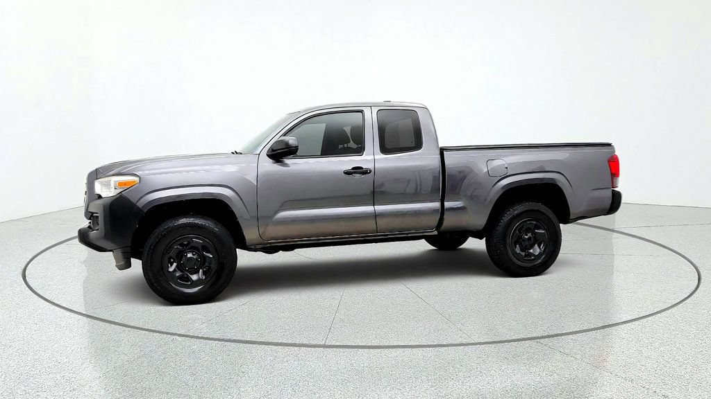 Used 2018 Toyota Tacoma SR RWD image 8