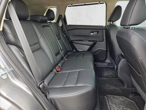 Used 2024 Nissan Rogue SL w/ SL Premium Package image 20