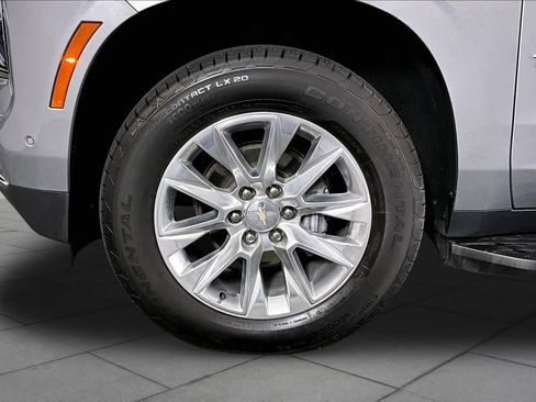 Used 2025 Chevrolet Tahoe Premier w/ Sun And Tow Package AWD/4WD image 11