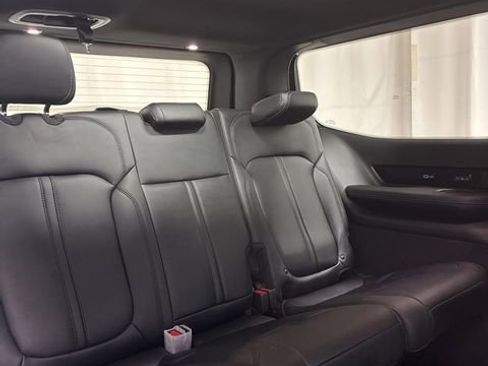 Used 2026 Jeep Grand Wagoneer Summit image 31