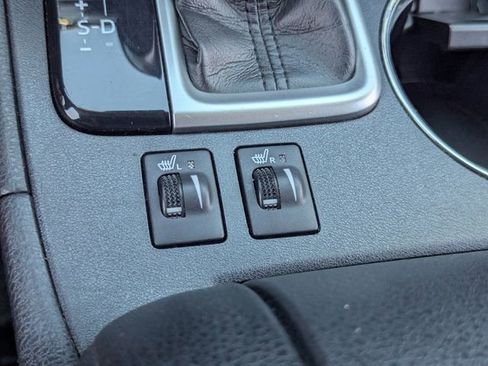 Used 2019 Toyota Highlander XLE AWD/4WD image 30