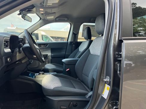 New 2025 Ford Maverick XLT w/ XLT Luxury Package image 10