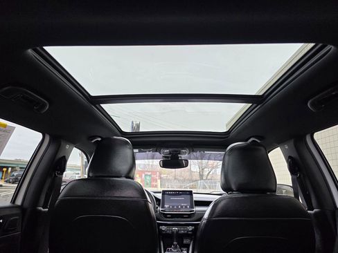 Used 2023 Jeep Compass Latitude w/ Sun and Sound Group AWD/4WD image 15