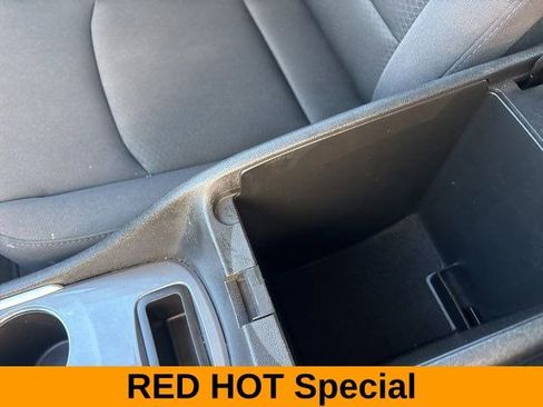 Used 2023 Chevrolet Malibu LT FWD image 28