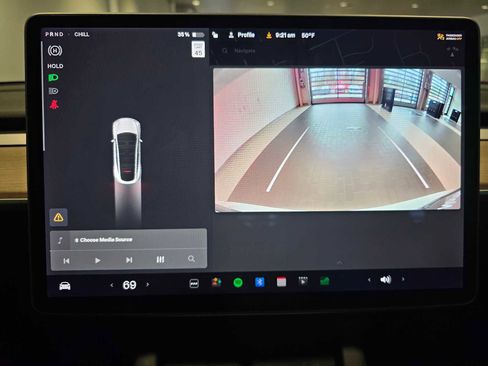 Used 2021 Tesla Model Y Long Range image 27