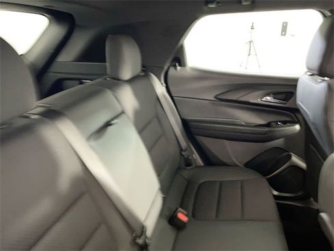 Used 2023 Chevrolet TrailBlazer RS image 14