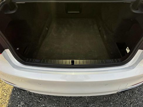 Used 2017 BMW 750i xDrive image 11