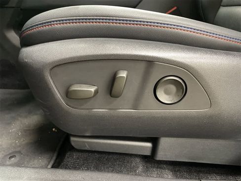 Used 2024 Chevrolet Equinox EV RS image 15