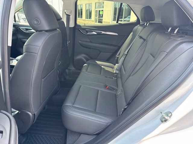 Used 2025 Buick Envision Preferred AWD/4WD image 13