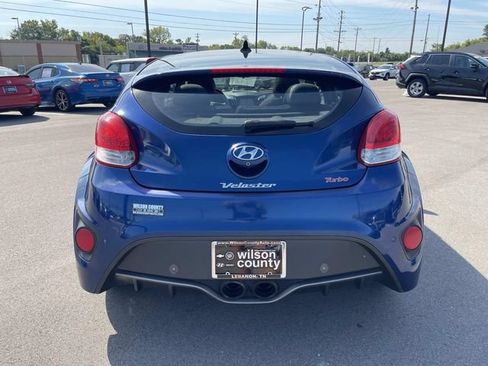Used 2016 Hyundai Veloster Turbo w/ Option Group 04 FWD image 4