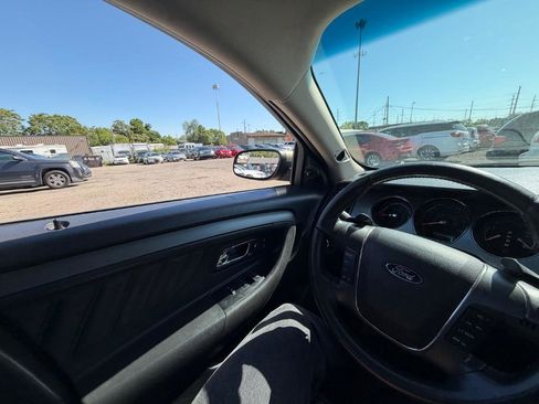 Used 2012 Ford Taurus SEL FWD image 16
