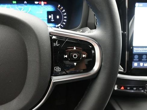 Used 2024 Volvo S60 B5 Plus w/ Climate Package FWD image 23