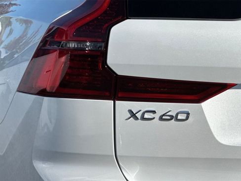 Used 2026 Volvo XC60 B5 Plus w/ Climate Package AWD/4WD image 29