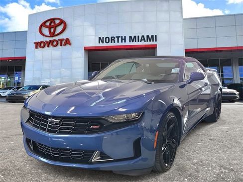 Used 2023 Chevrolet Camaro LT w/ RS Package image 3