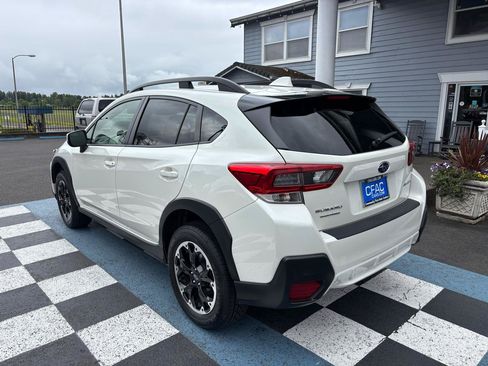 Used 2022 Subaru Crosstrek 2.0i Premium w/ Popular Package #3 AWD/4WD image 3