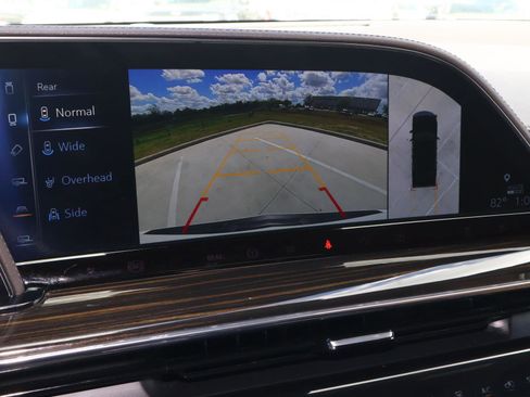 Used 2021 Cadillac Escalade Sport w/ Driver Assist Tech Package image 36