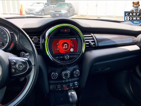 Used 2019 MINI Cooper S w/ Signature Upholstery Package FWD image 6