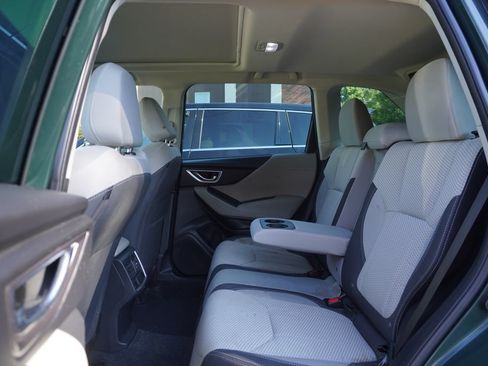 Used 2023 Subaru Forester Premium AWD/4WD image 4