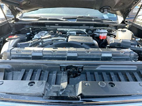 Used 2025 Chevrolet Silverado 2500 LT w/ Z71 Chrome Sport Edition image 34