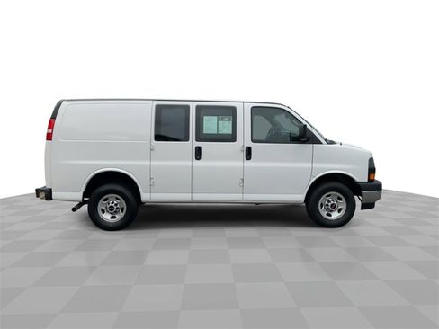 Certified 2023 GMC Savana 2500 w/ Driver Convenience Package image 9
