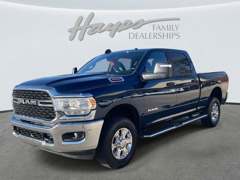 Used 2024 RAM 2500 Big Horn w/ Bed Utility Group image 27