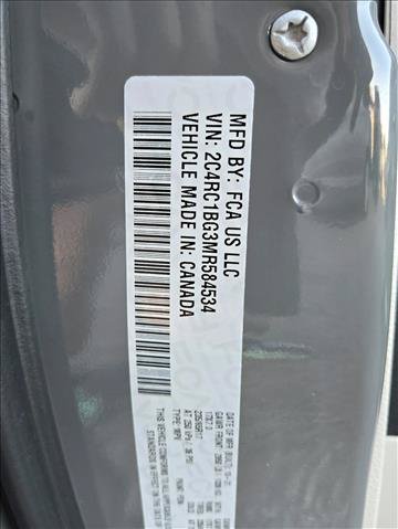Used 2021 Chrysler Pacifica Touring-L FWD image 21