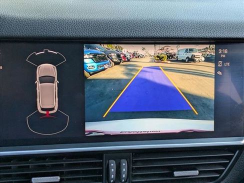 Used 2023 Porsche Cayenne Platinum Edition image 15