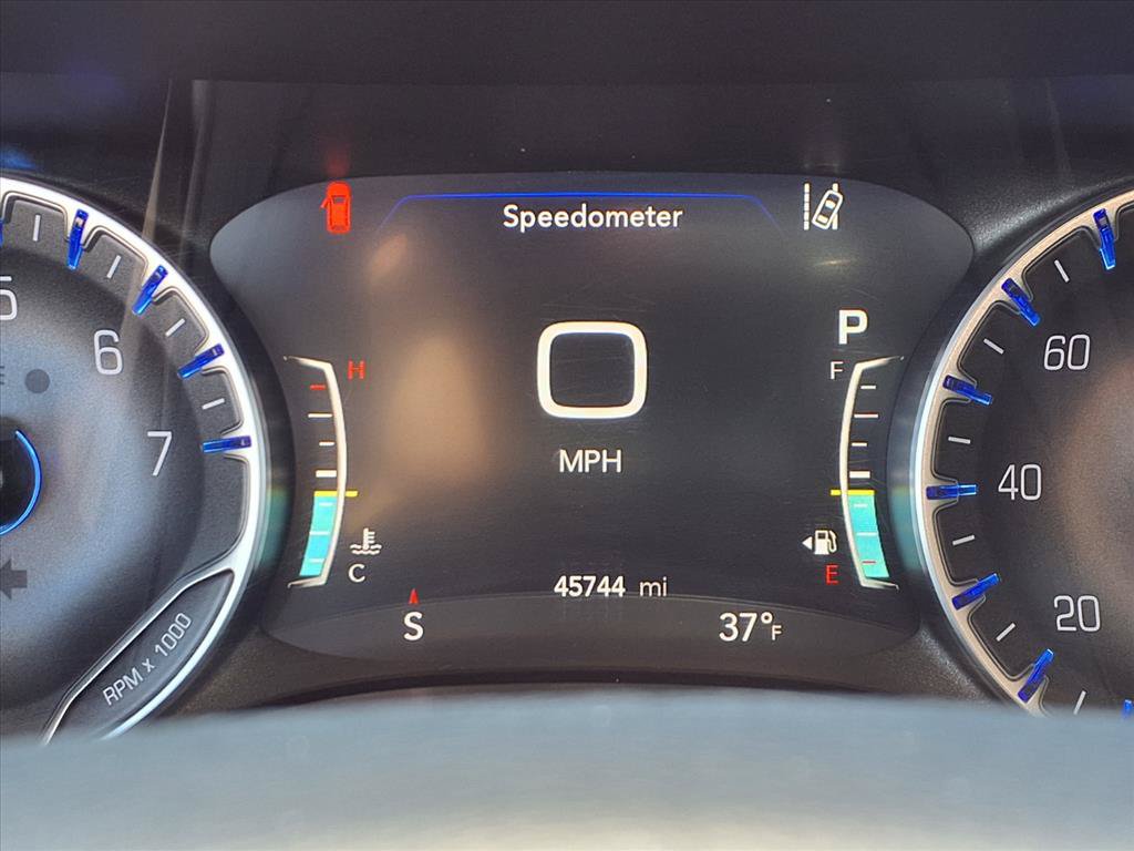 Used 2024 Chrysler Pacifica Touring-L FWD image 18
