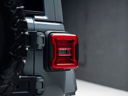 Used 2024 Jeep Wrangler Unlimited Rubicon 392 image 36