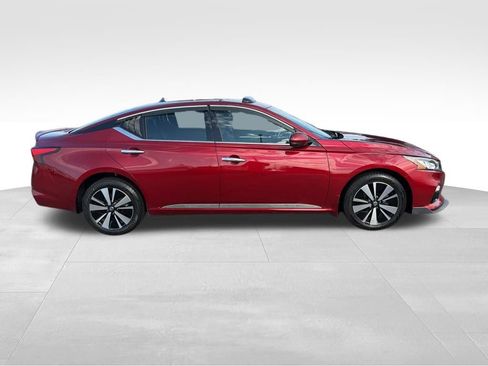 Used 2019 Nissan Altima 2.5 SV image 7