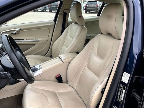 Used 2015 Volvo S60 T5 Premier image 32