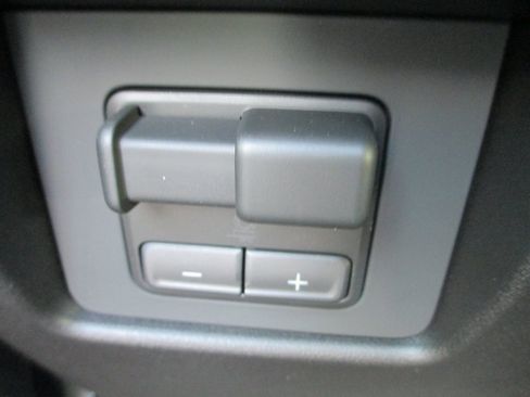 New 2026 GMC Canyon AT4 image 15