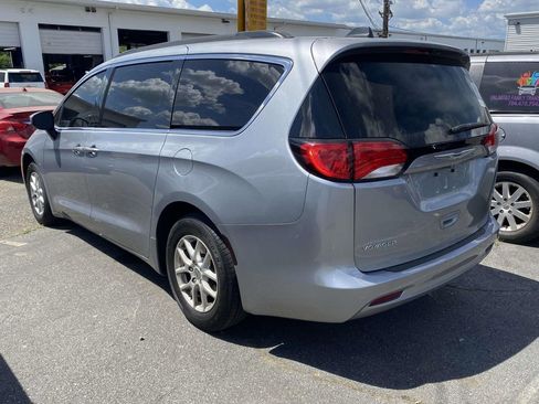 Used 2021 Chrysler Voyager Lxi image 5