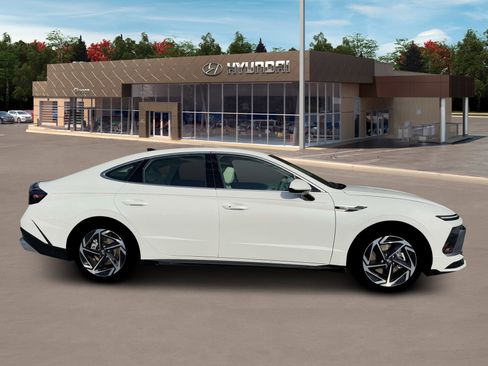 New 2026 Hyundai Sonata SEL AWD/4WD image 9