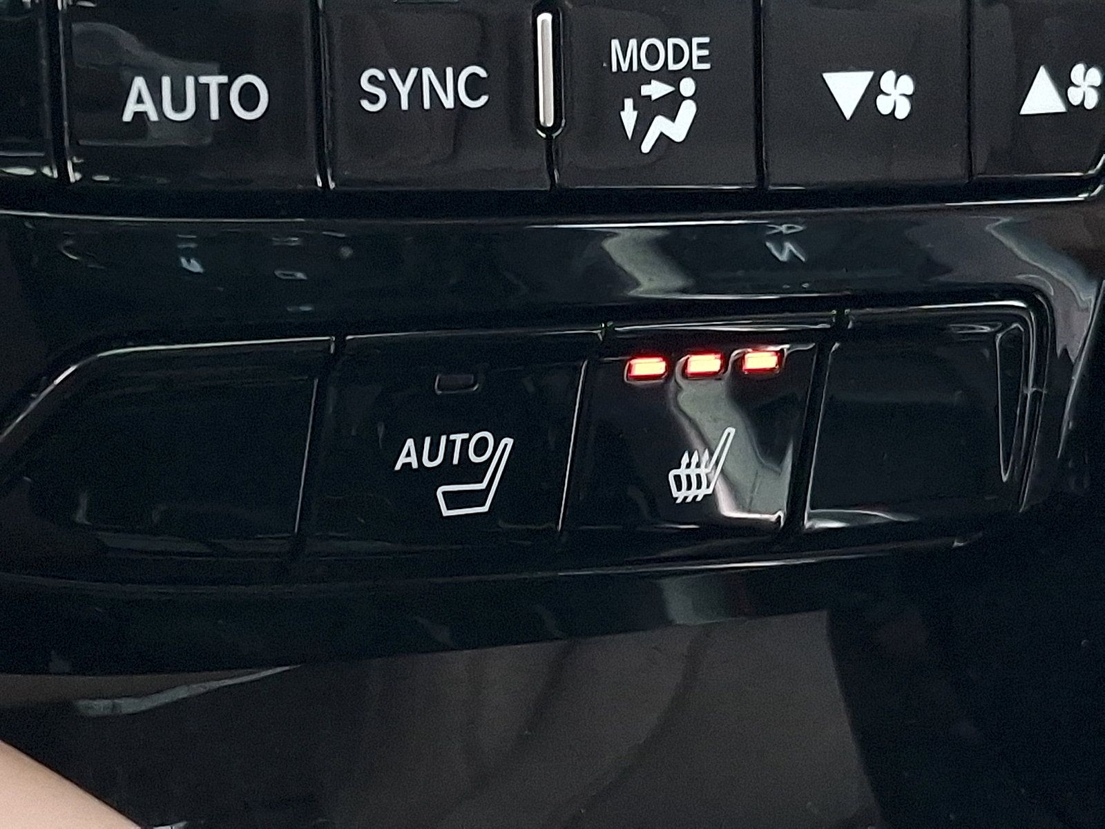 Certified 2024 Acura MDX w/ Technology Package AWD/4WD image 25