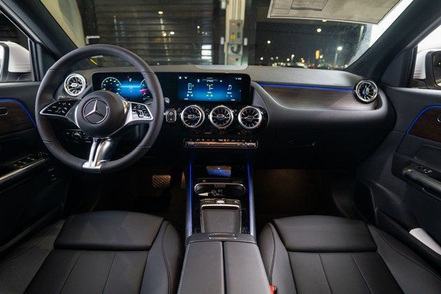 Used 2026 Mercedes-Benz GLA 250 4MATIC image 9
