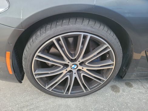 Used 2019 BMW 540i w/ M Sport Package image 5