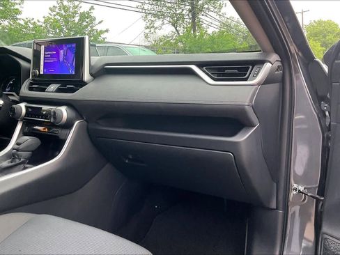 Used 2025 Toyota RAV4 LE image 18