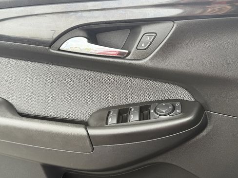 Used 2025 Chevrolet TrailBlazer LT image 19