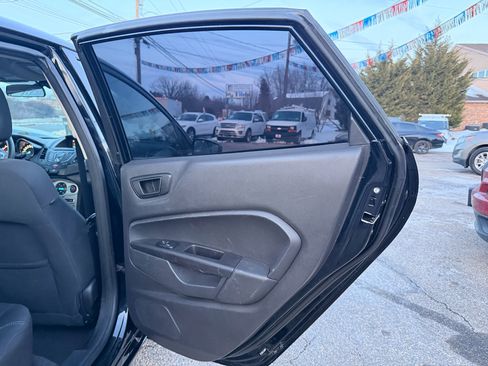 Used 2019 Ford Fiesta SE w/ Cold Weather Package image 22