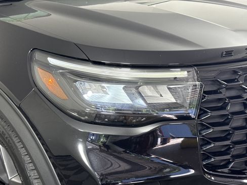 Certified 2025 Ford Explorer ST w/ Sun And Sound Package AWD/4WD image 7