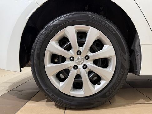 Certified 2024 Toyota Corolla LE FWD image 9